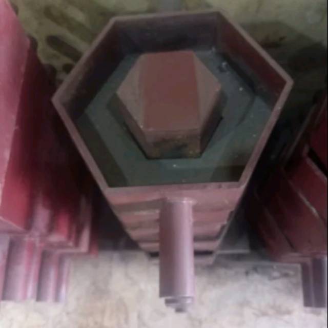 Cetakan paving segi enam lubang - grassblock