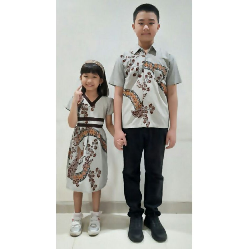 Batik cople keluarga set sarimbit couple family modern seragam kebaya terbaru natal anak inari pola