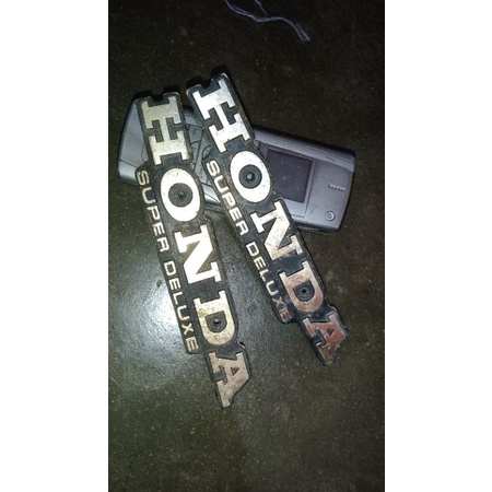 Emblem tangki Honda GL 100 Honda GL125 original Honda GL100 Honda GL125 emblem tangki logo tangki