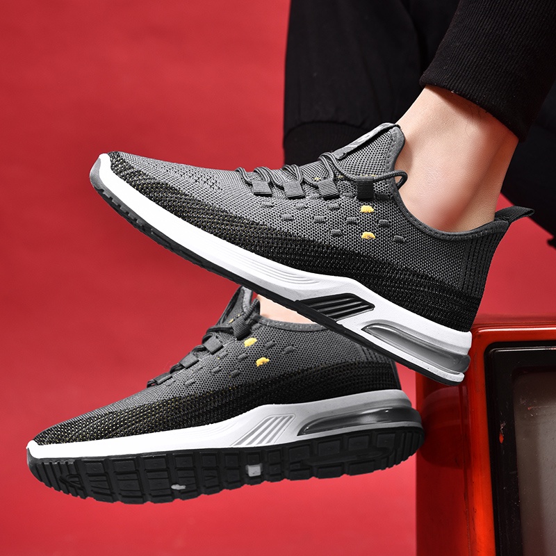 Toread Sepatu Sneakers Keren Fashion Sepatu Pria Sepatu Sneakers Running Shoes Sports MR502