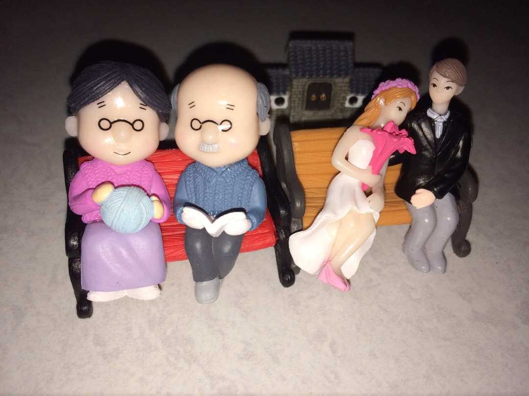 3pcs / Set Miniatur Bangku Taman Untuk Dekorasi Rumah Boneka