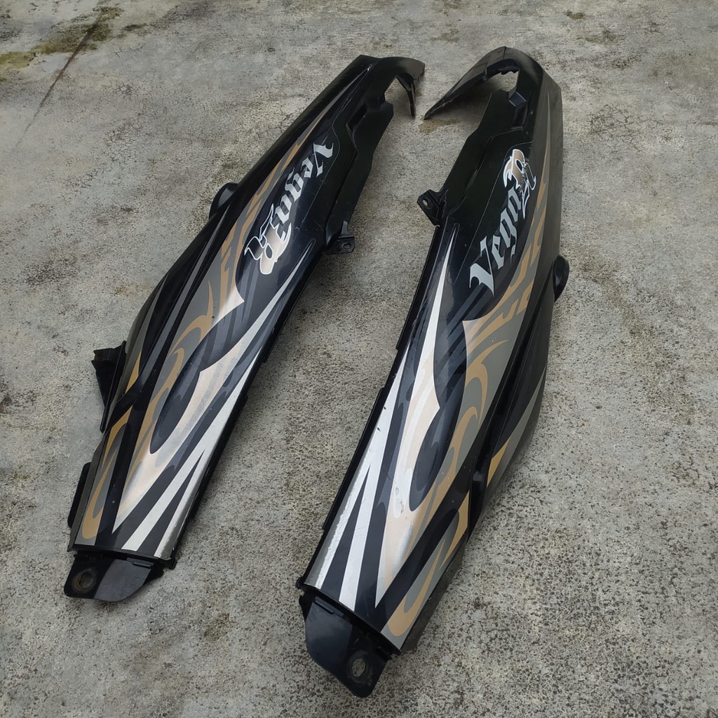 cover body belakang yamaha Vega R new original copotan motor