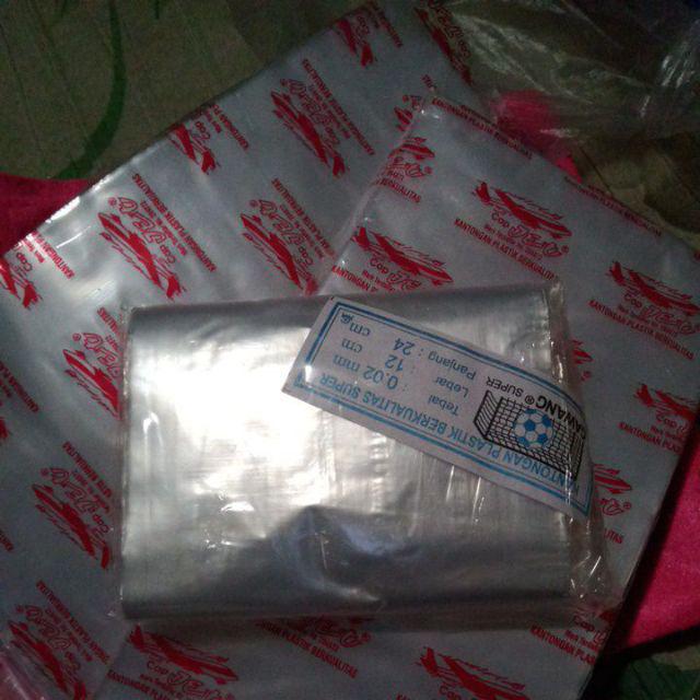 Plastik Pp Gawang 0.02x12x24 (1/2 Kg)