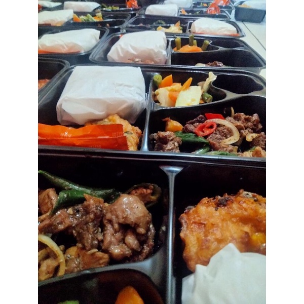 

Catering Nasi Box Harian untuk kantor dan rumahan