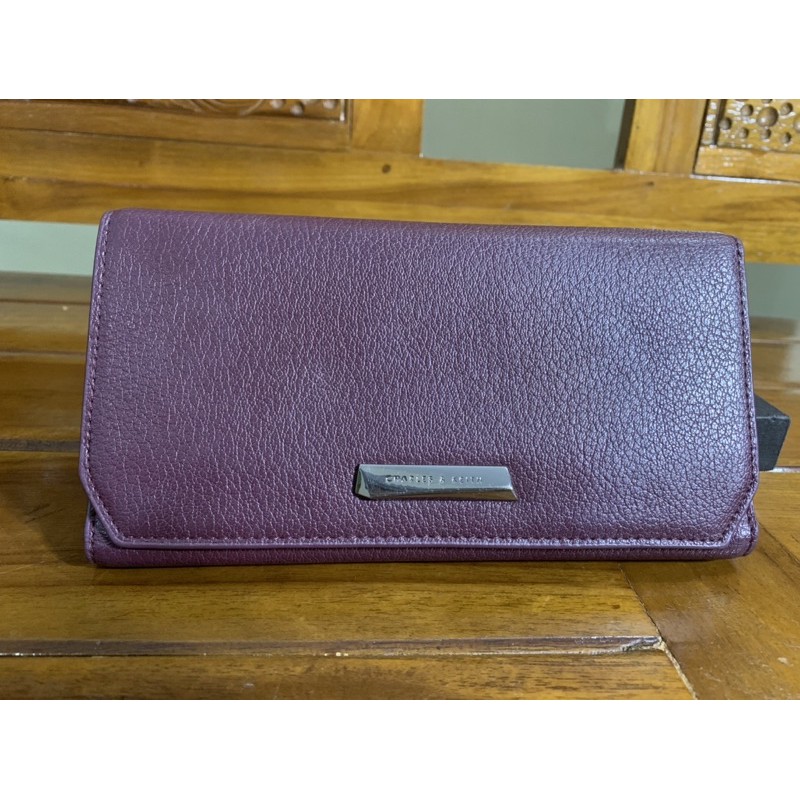Dompet Charles and Keith