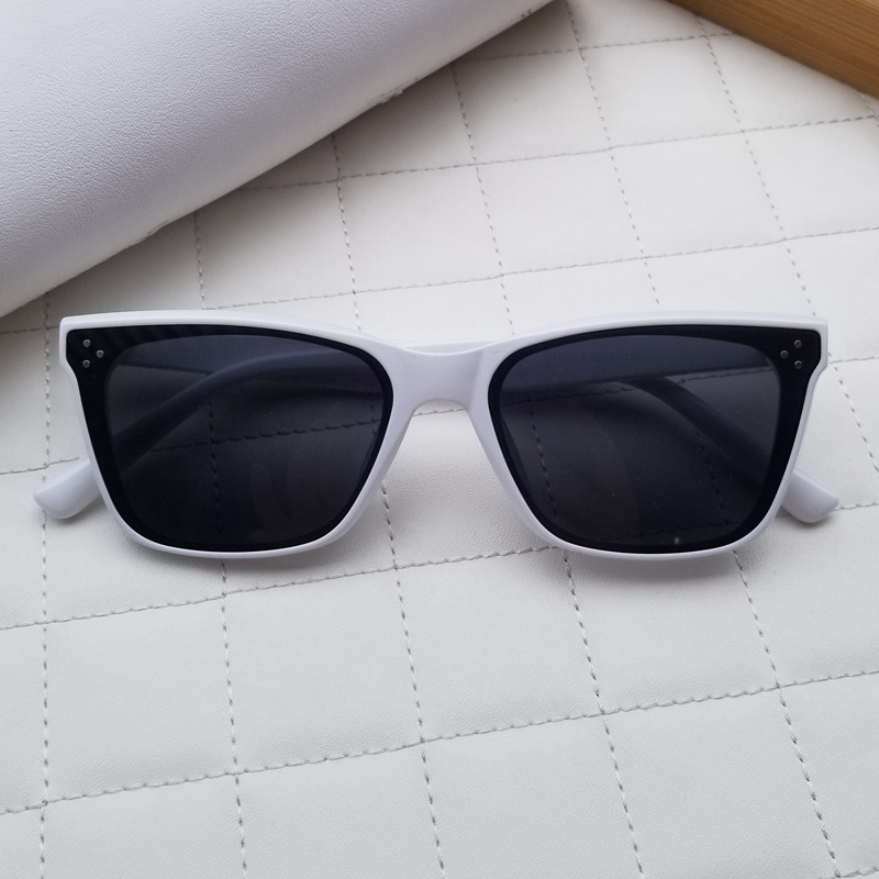 (YUZHU) COD Kacamata Hitam Korea Gaya Wanita Kacamata Hitam Kucing Retro Gaya Cewek Sunglasses