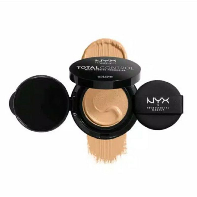 NYX Professional MakeUp Total Control Mesh Cushion Foundation Make Up - Light  (Matte Finish) exp 2024