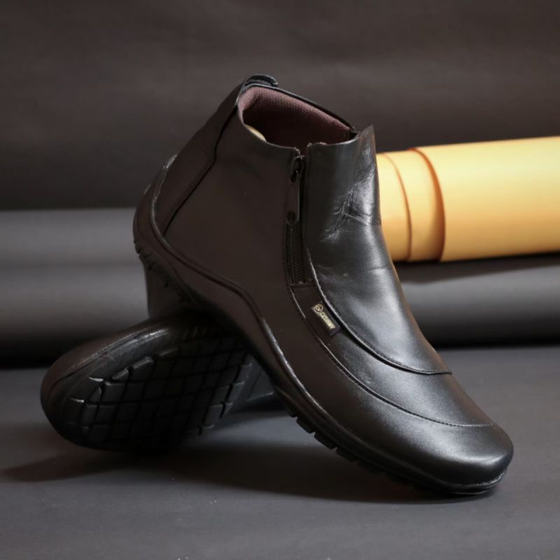 WOLF x CORRA 38 sd 44 Aloof Brozip Sepatu Boots Zipper Pria Sleting Original Kulit Asli1