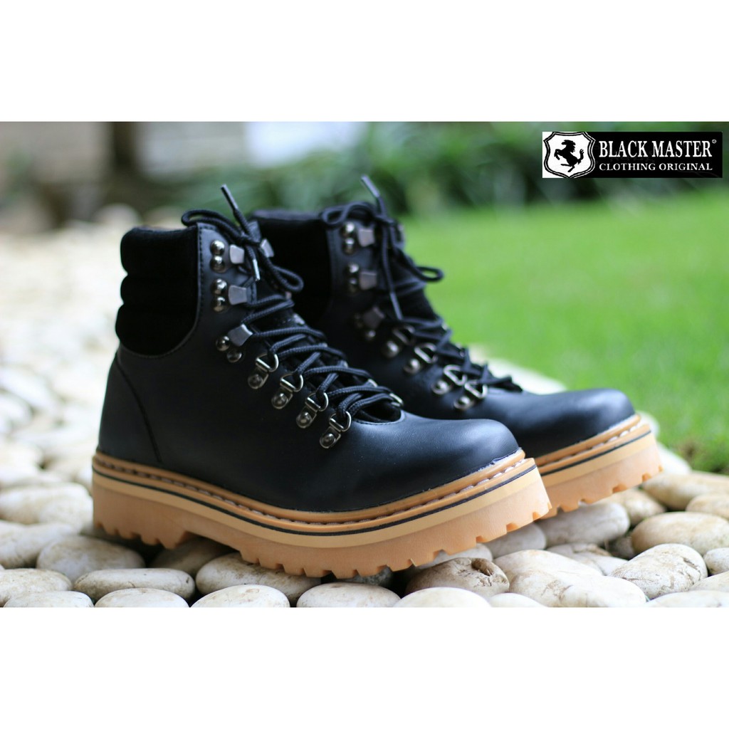 Sepatu Original Black Master Tiger