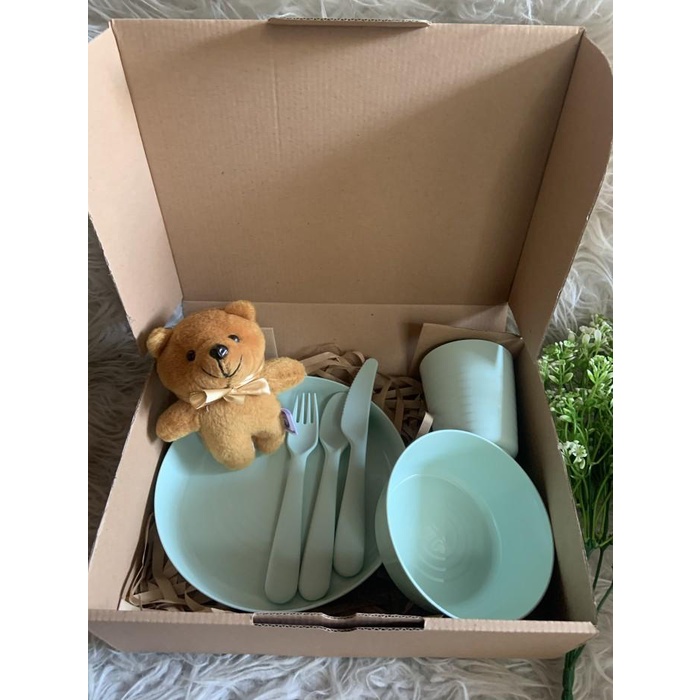 

Hampers | Baby Gift Set / Kids Hampers / Kado Bayi / Kado Anak -Peralatan Makan