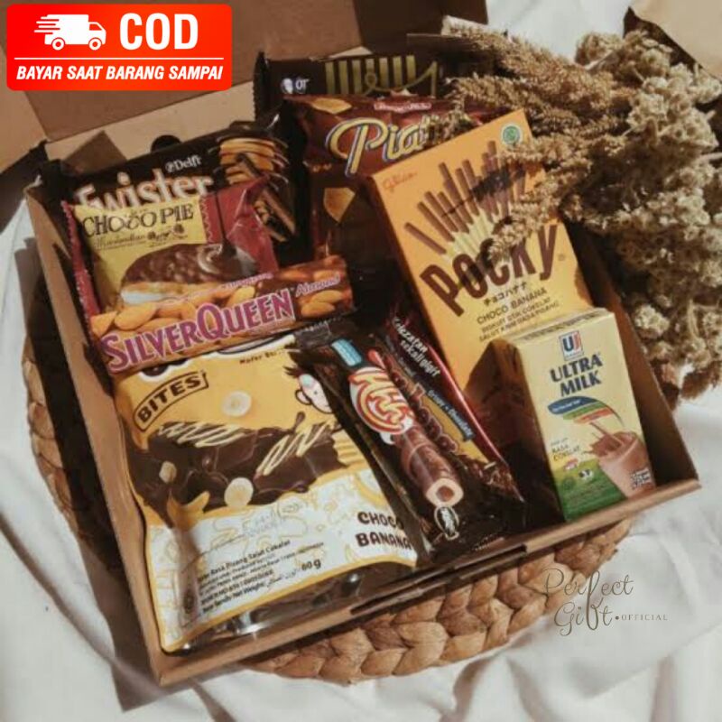 

(PERFECTGIFT.OFFICIAL) KADO HADIAH BROWN SNACK BOX POCKY TWISTER SILVERQUEEN ULTRA MILK PIATOS CHOCOPIE CHOCO BANANA BITES RICHEESE AHH BENGBENG JAMBI