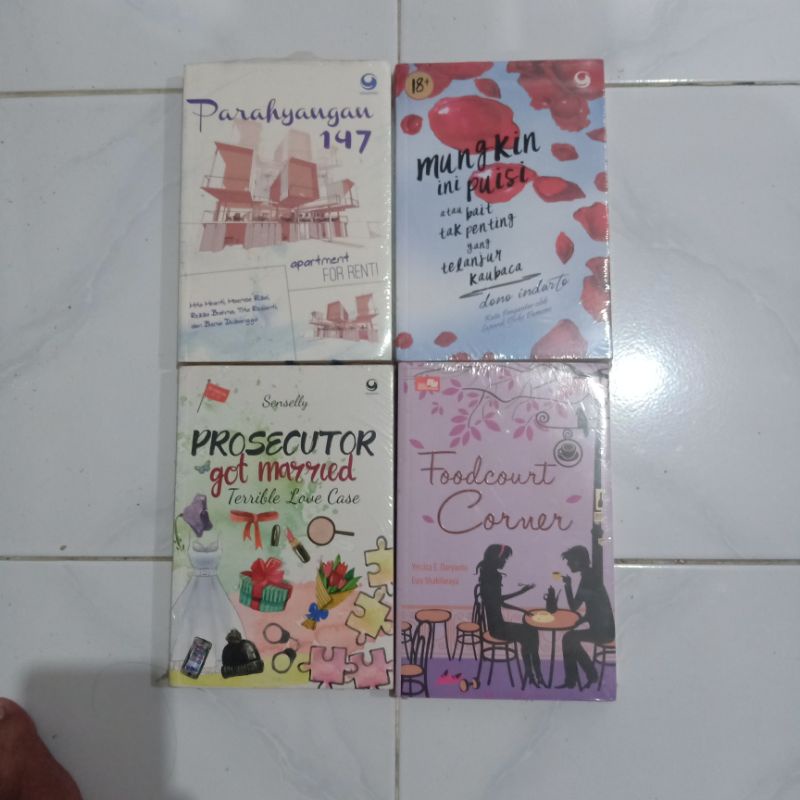 ( PROMO ) Obral paket murah ( isi 4 buku ) Novel remaja // fiksi // non fiksi // best seller // fantasi // romance // original // baru // new old stock-Paket 3