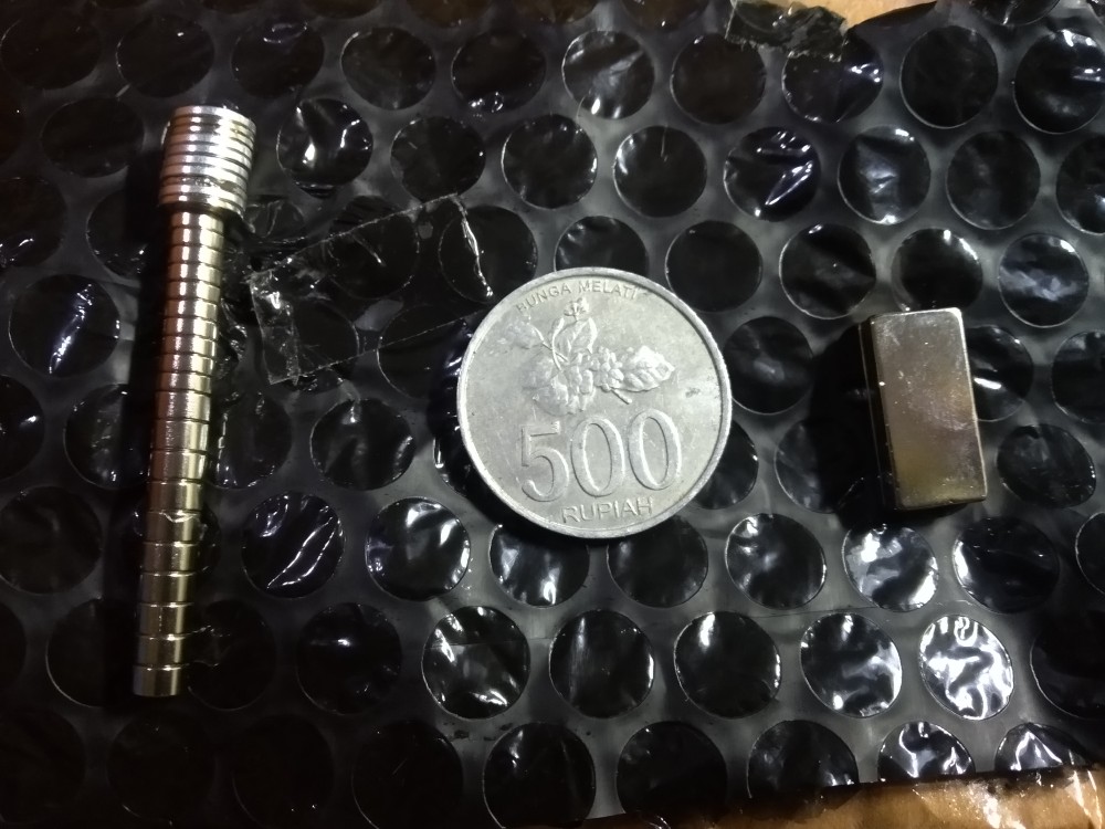Magnet Neodymium Kotak 20x10x2mm Kuat Ndfeb N35 Eceran