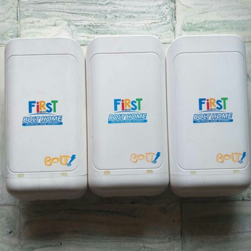 MODEM ROUTER BOLT BL 400 OUTDOOR