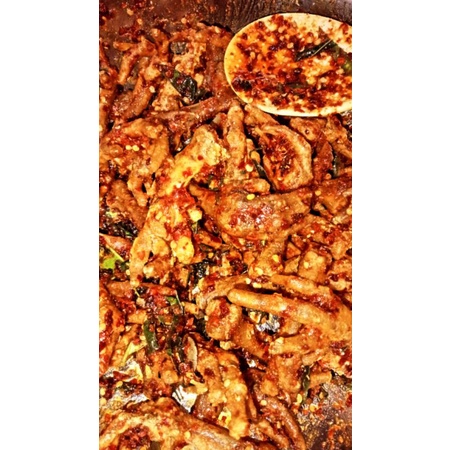 

KERIPIK CEKER AYAM/1KG/MAKANAN RINGAN PEDAS CEKER CRISPY