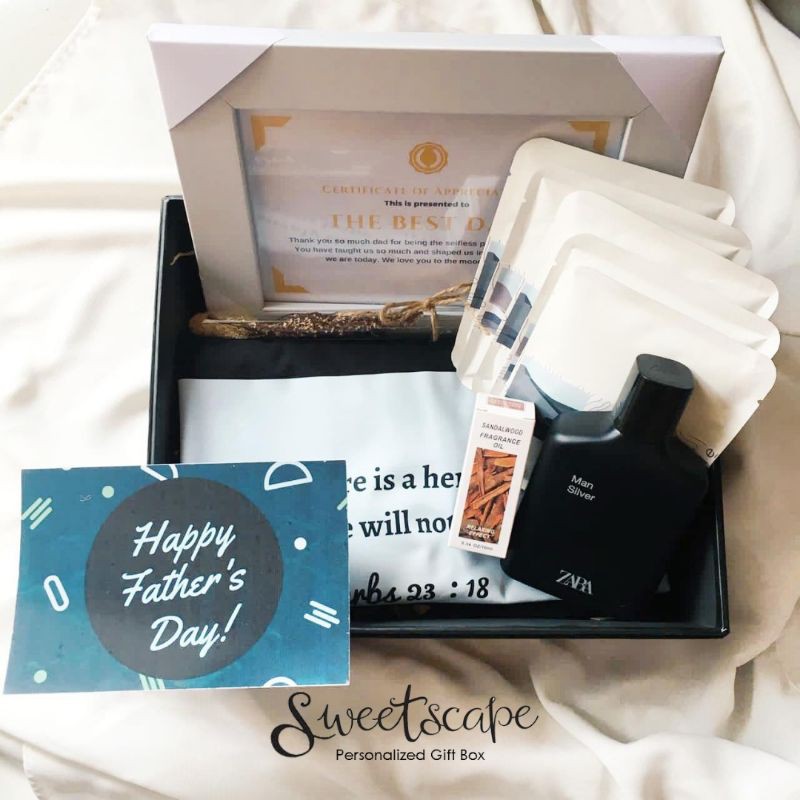 

Gift Box Package 84Paket Hampers 84-Father's Day