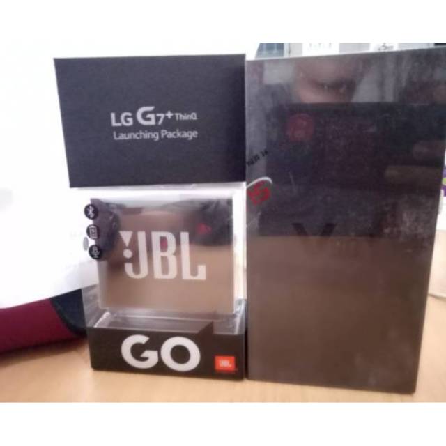 Paket jebret LG V30 plus bonus JBL GO Ori + Headset ext B&O Ori
