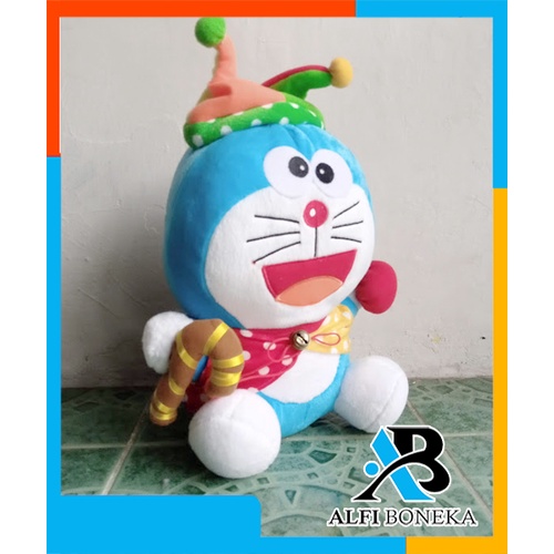 Boneka Doraemon Badut Lucu dan Gemesin