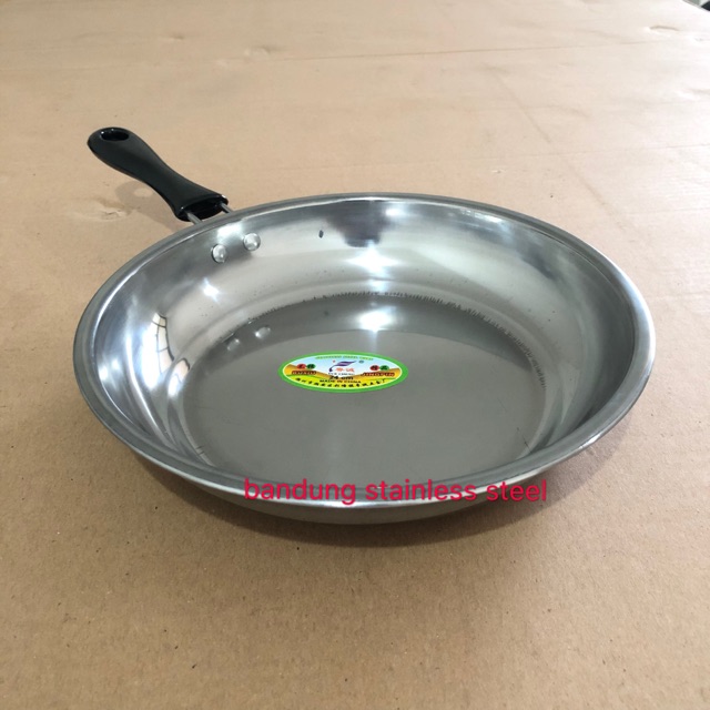Wajan fry pan frypan stainless steel 28cm Shopee Indonesia Wajan fry pan frypan stainless steel 28cm Shopee Indonesia