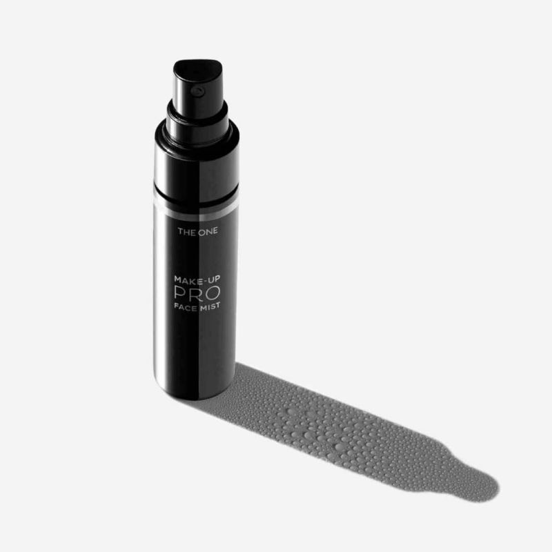 The One Make Up Pro Face Mist