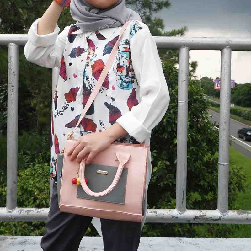 Hand Bag Wanita Tas Selempang Salempang Cewek Trendy Cantik Kekinian Original Premium