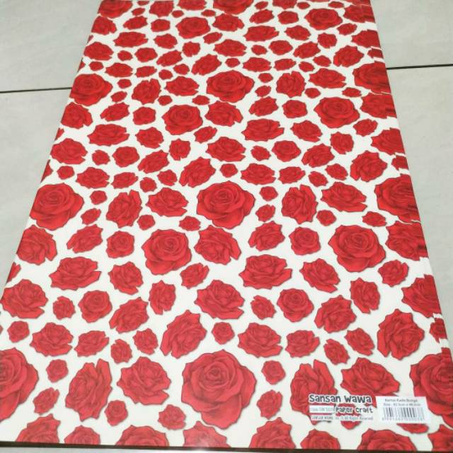 

Kertas kado Sansan wawa Rose 5039