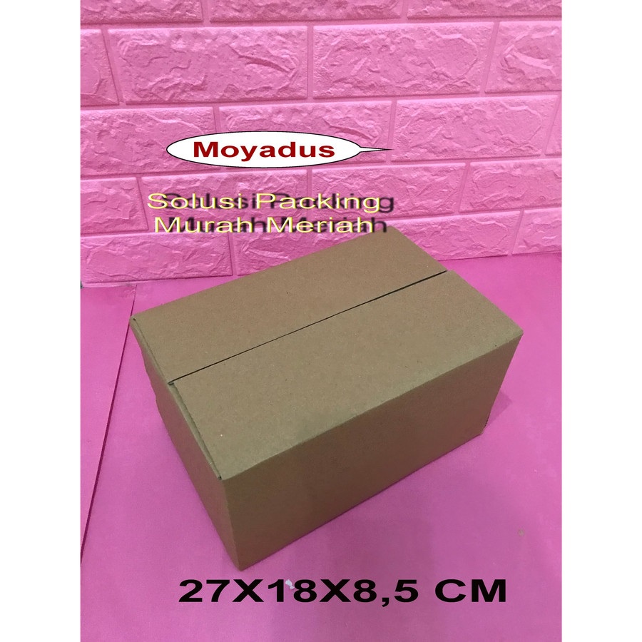 

kardus/karton/box uk. 27x18x8,5 cm singelwall polos