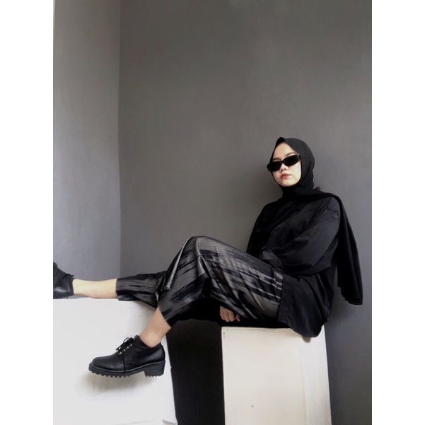 Xcloud x LikeProject Sepatu Casual Wanita DANILA Black