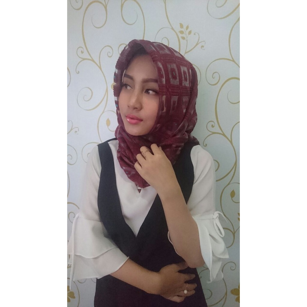 JILBAB SEGIEMPAT BAWAL SQUARE &quot;KOTAK&quot; LINEN IMPORT