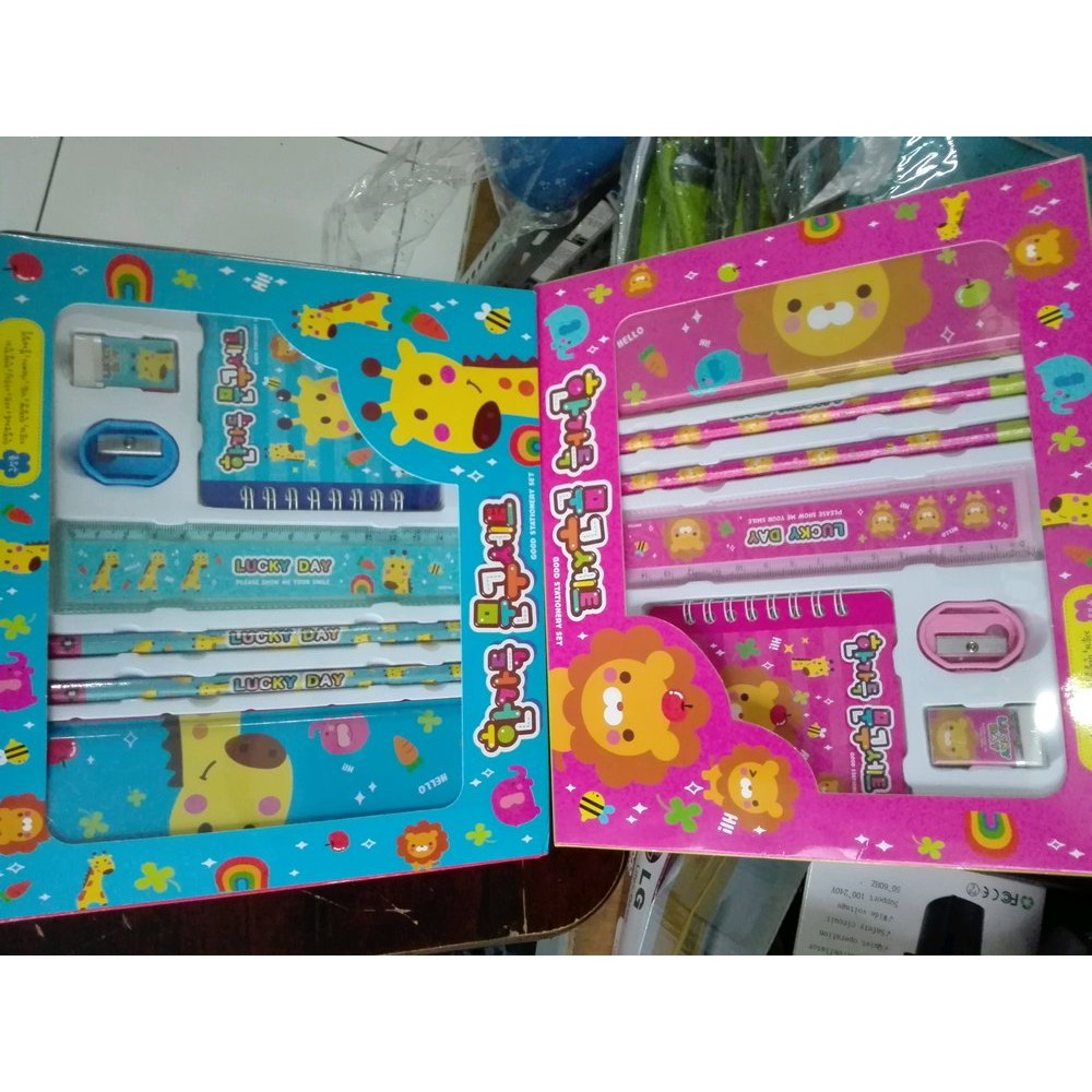 

KAN Alat Tulis Paket 1018