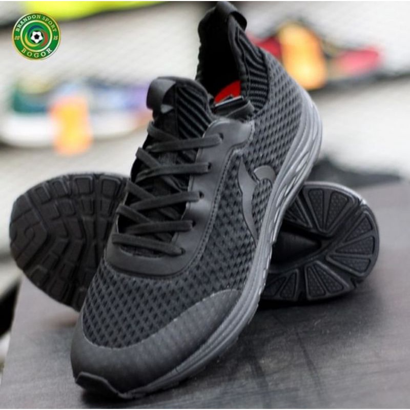 Sneakers Ortuseight Harvard - All Black