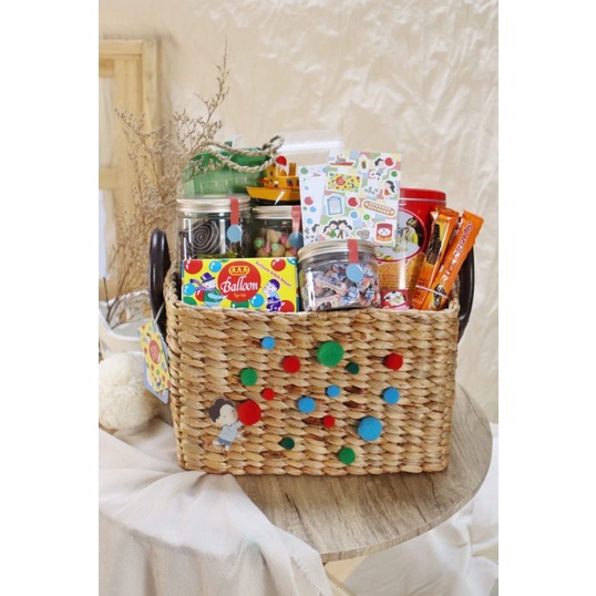 

Hampers Lebaran Childhood Memories /Hampers Ramadhan