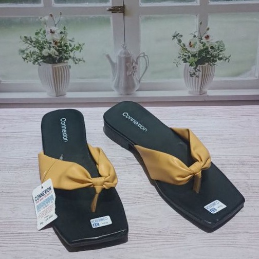 Sandal Japit Connexion Sendal pita Jepit cewek Branded Matahari