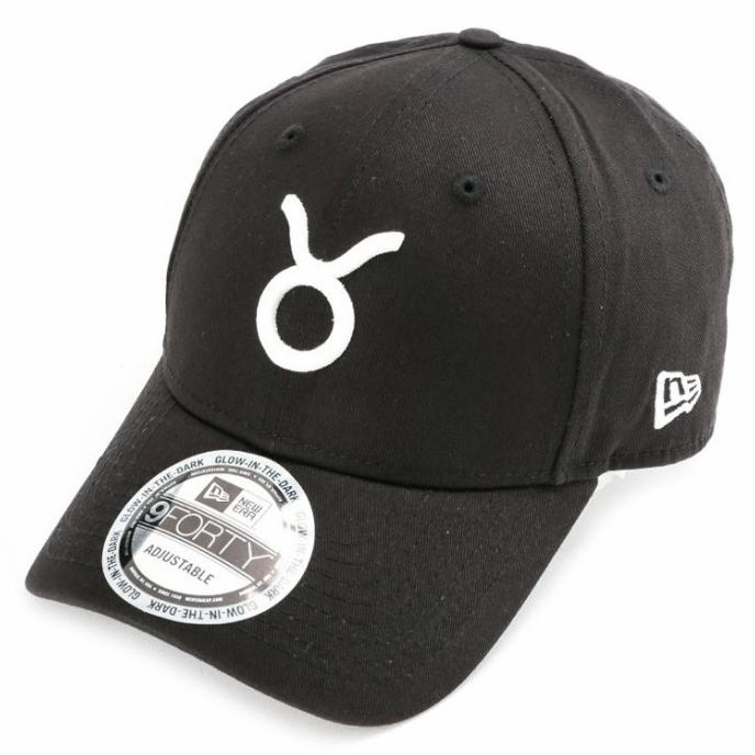 Topi Original New Era Zodiac Taurus 9FORTY - Black