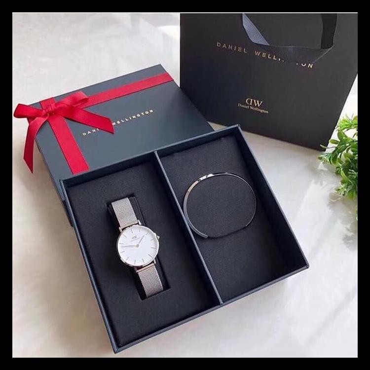 PROMO  JAM TANGAN WANITA DANIEL WELLINGTON PETITE SET GELANG