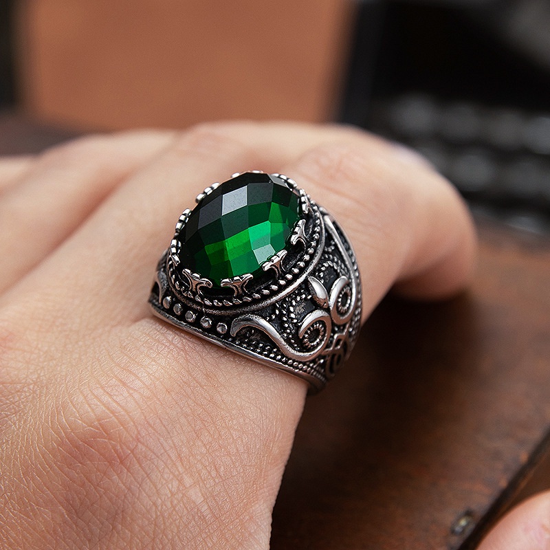 Cincin Zircon Emerald Gaya Retro Untuk Pria Dan Wanita