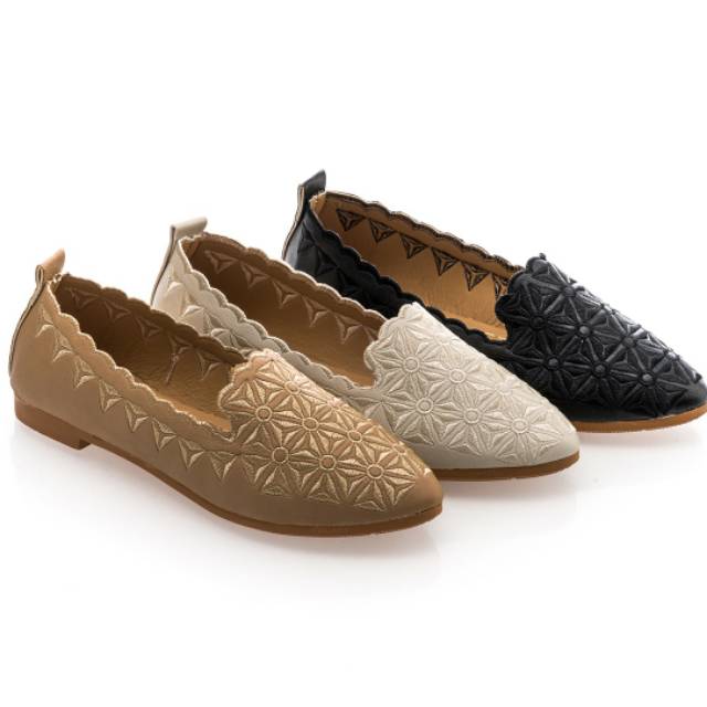 Sepatu Arraya Luna 239