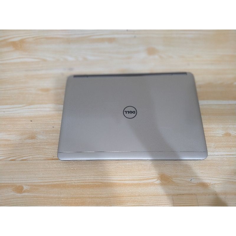 Laptop DELL Latitude E7240 Core i5 Generasi 4 RAM 8GB Hdd SSD128GB