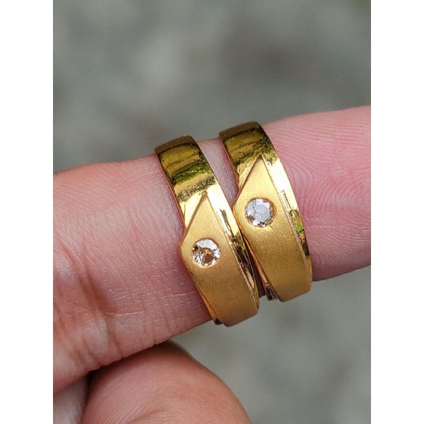 sepasang cincin couple mata berlian banjar.est ring perak 925 crom kuning