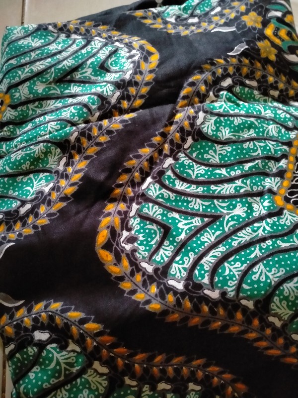 Maura Couple - Sania Ruffle Batik Couple Ori Ndoro Jowi Garansi Termurah Shopee - Kebaya Modern 2564