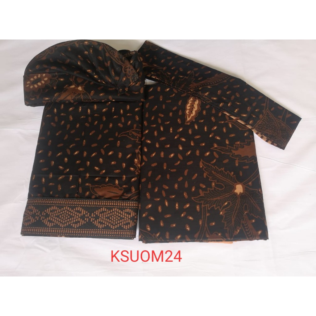 Set Keluarga Pakaian Batik Adat Bali