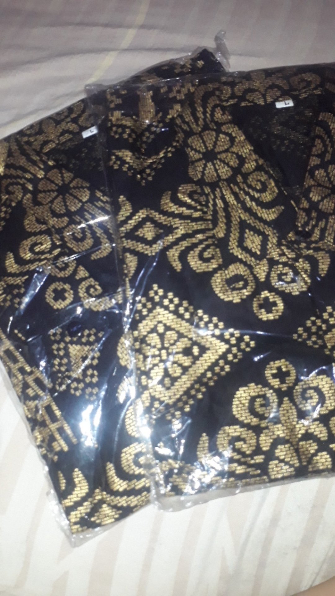 Baju Batik Couple Keluarga , Couple Batik Kebaya Brokat , Sarimbit Batik Keluarga Borkat , Batik