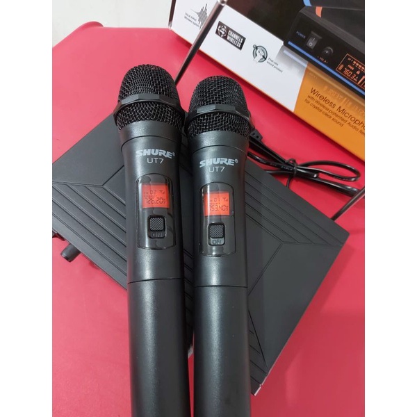 FREE BUBBLE WRAP mic wireless shure ut7 double mic handle mic shure UT 7 mic tangan wireless microphone mic profesional karaoke mic murah