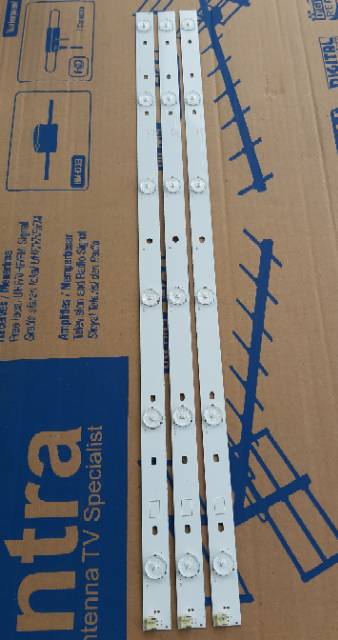 BACKLIGHT / LAMPU LED TV  TOSHIBA 32INC 6KANCING 3VOLT 10BATANG