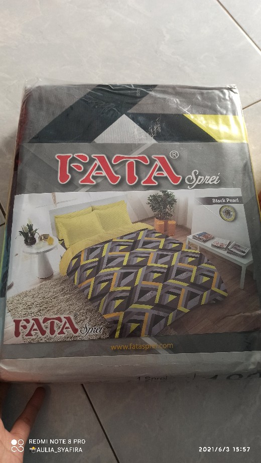 Sprei B4 Fata Black Pearl 180x200