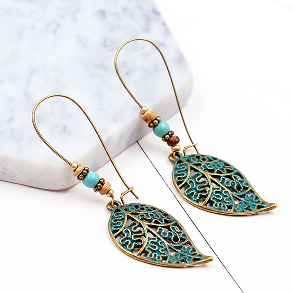 Hu Hu Hu Hu Hu Alat Bantu Pasang Kacamata♡ Anting Kait Gantung Statement Desain Daun Hollow Hias Turquoise Imitasi Gaya Retro Untuk Wanita