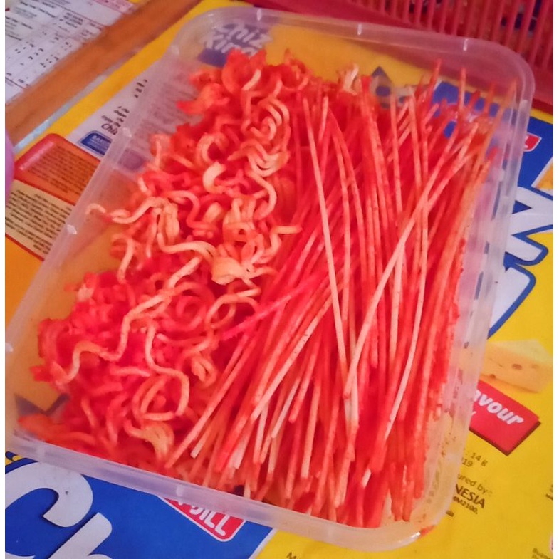 

Paket mix camilan box 500 ml