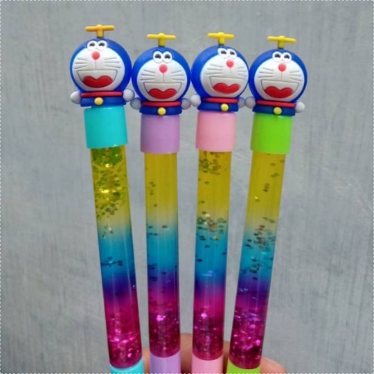 

Pulpen Glitter Doraemon
