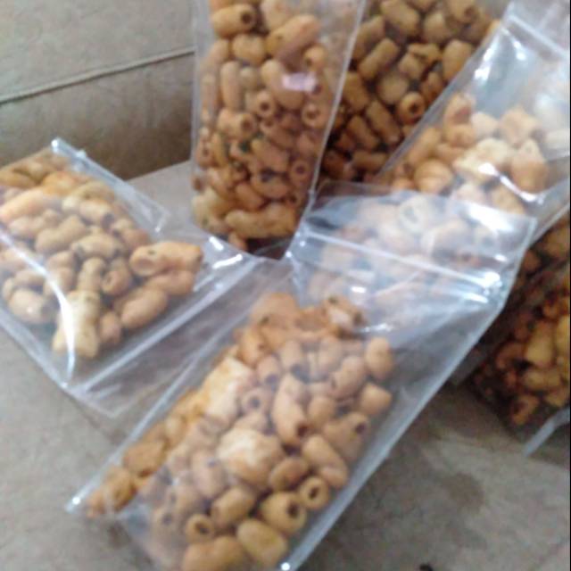 

Makroni Sambal matah