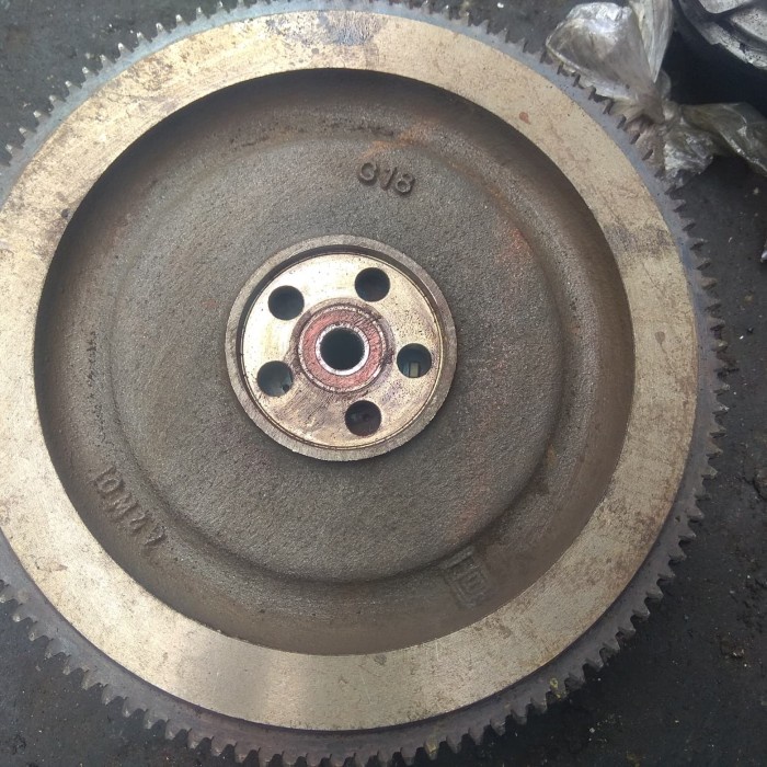 ( Sparepart bekas ) roda gila flywheel l300 bensin original bergaransi - AdeliaFaranisaPrisia